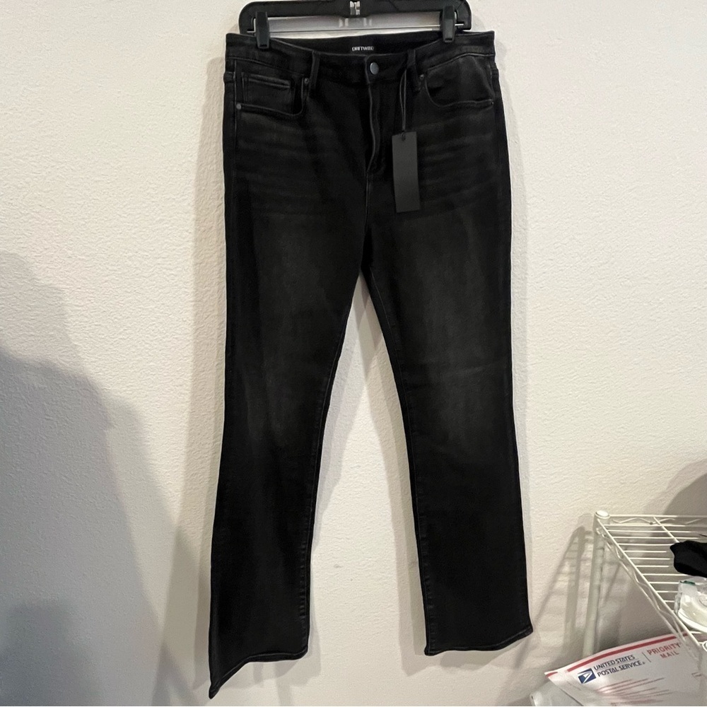 New DRIFTWOOD faded black gray Kelly style boot cut jean size 32 x 33